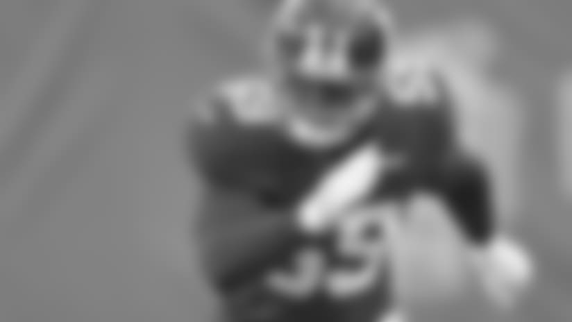LB Devon Kennard sacks Kirk Cousins