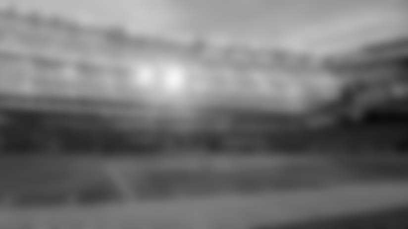 AP_18098794124171