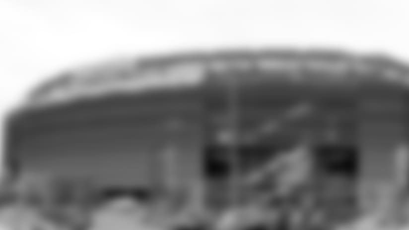 12-7-metlife.JPG