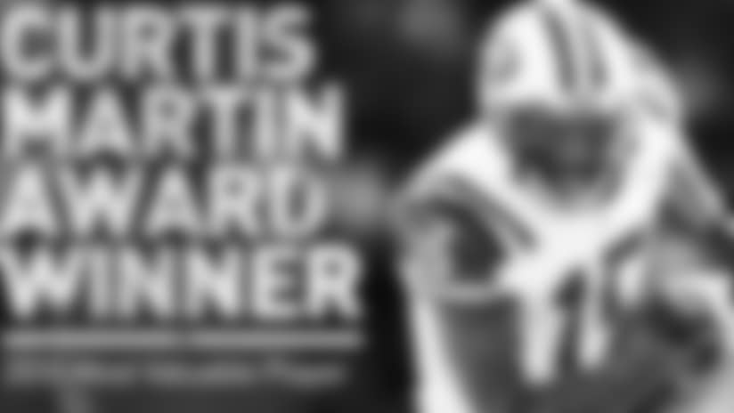 CurtisMartinAward_article-marshall.jpg