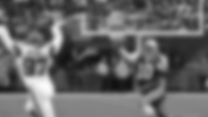 CPennington-vs-SEA-04-AP.jpg