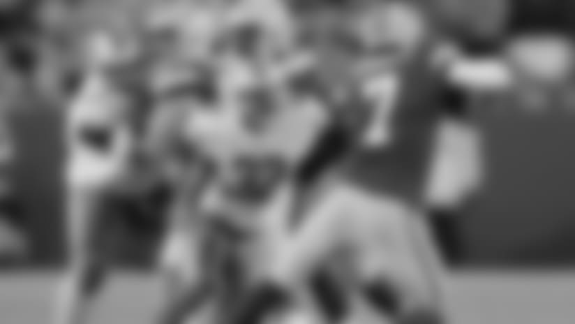Lions re-sign S Tavon Wilson