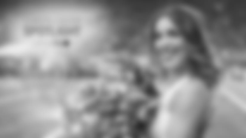 Cheer Spotlight: Angela