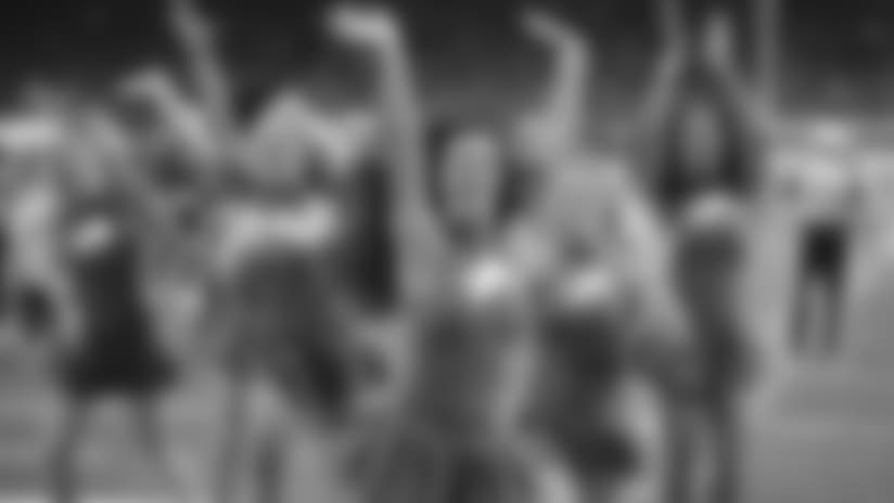Lions vs. Steelers: Cheerleader photos