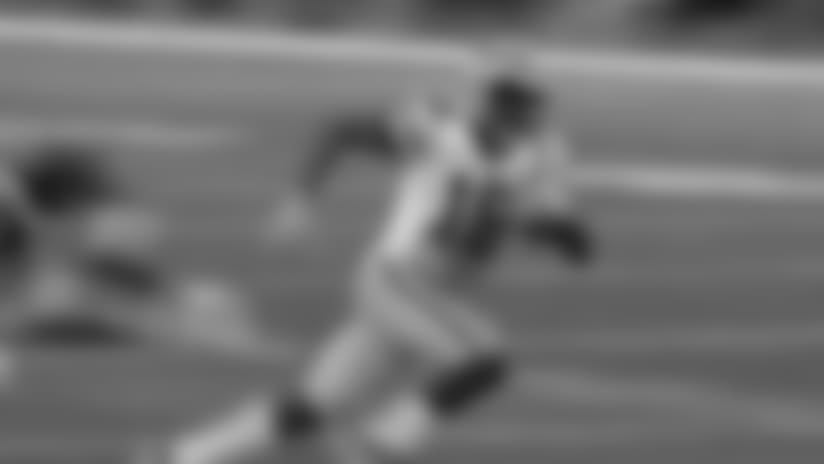 Packers QB Hundley hits WR Cobb on fourth-and-5 for a TD