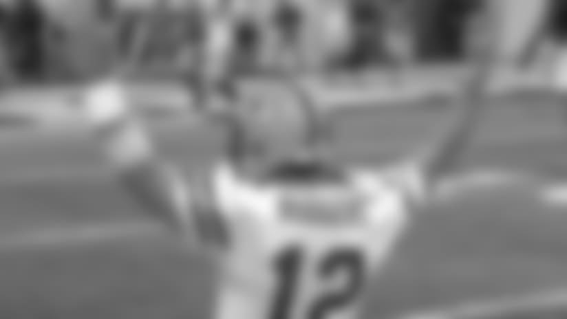 Packers QB Rodgers fires pass to WR Allison for TD