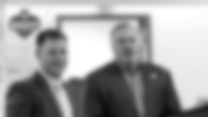New GM Gutekunst pounced on a rare opportunity