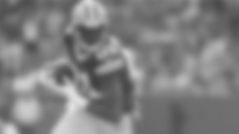 Packers QB Rodgers finds WR Allison for 32 yards