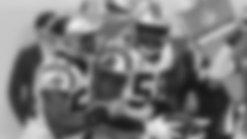 171008_davis_FR.jpg