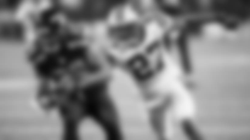 Panthers waive Robert McClain, sign Ben Jacobs