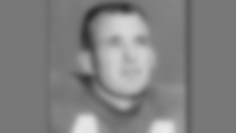 Former Patriots DB-TE Tom Stephens passes away