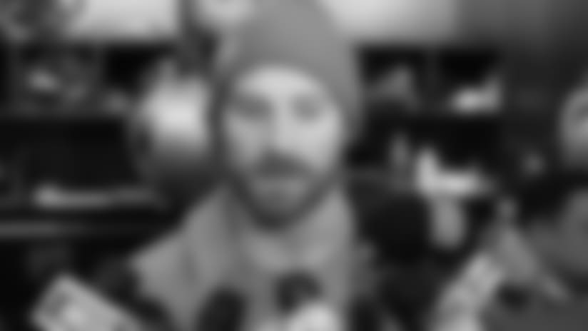 chris-long-locker-122816.jpg