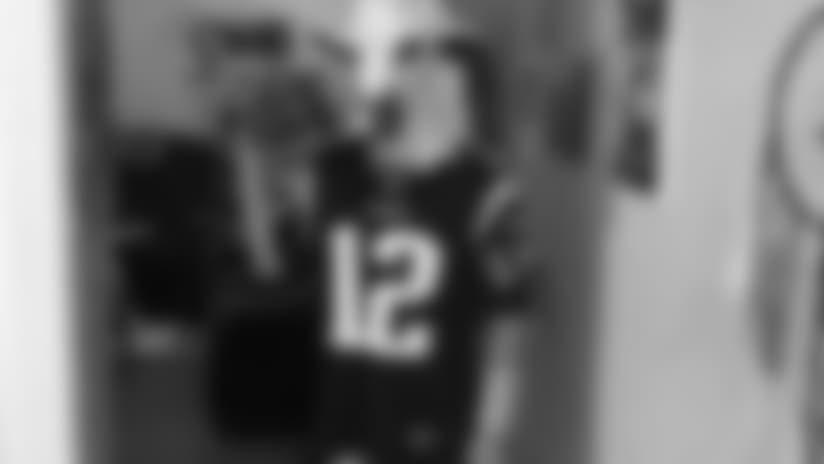 Patriots fans show team pride on Halloween