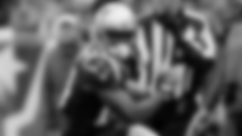 Phillip Dorsett slips away from defender for 24-yard gain