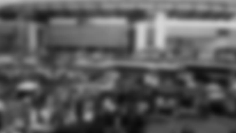 tailgate_gillette_tt8217.jpg