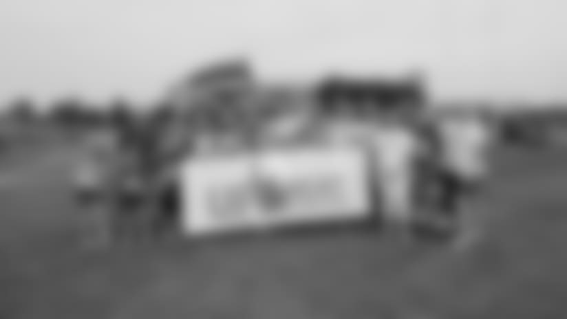 080217tc-media_eja163_copy.jpg