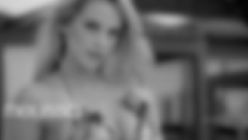 Patriots Cheerleaders Music Videos: Melissa D.