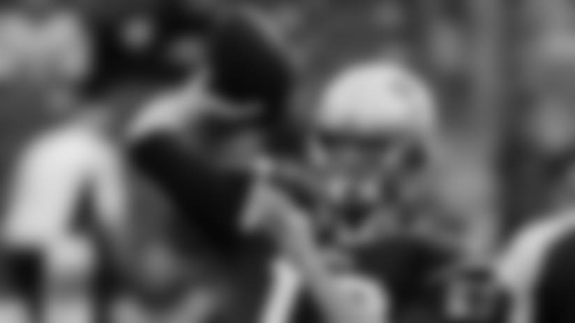 Dan Orlovsky breaks down Tom Brady's pre-snap prowess: 'He's light years above everyone else'