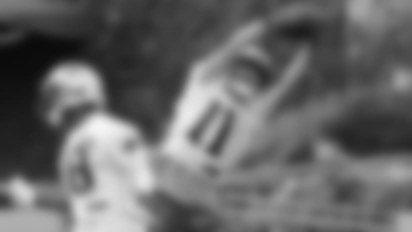 Mini-camp Blogservations: Edelman turns it up