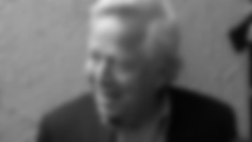Robert Kraft speaks at the league meetings