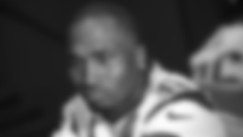 roster_gallery_lewis_ap.jpg