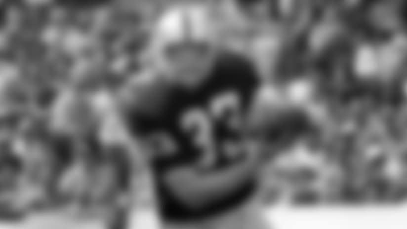 The Raiders’ family is mourning the passing of former running back/tight end Billy Cannon.