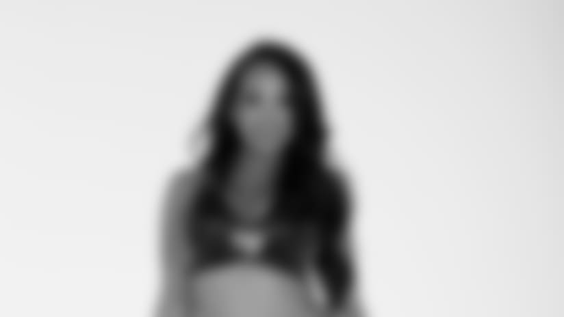 PHOTOS: Cheerleader of the Week Ariel