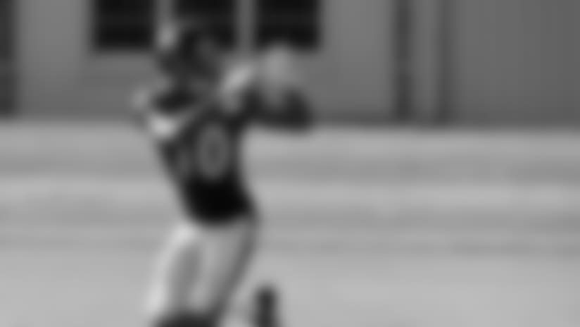 Camp Highlights: Moore Hauls in Bomb With One Hand