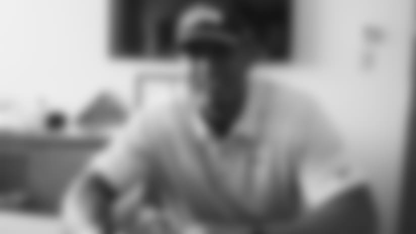20180316_dickson_signing_img_2491_copy.jpg 20180316_dickson_signing_img_2491_copy.jpg