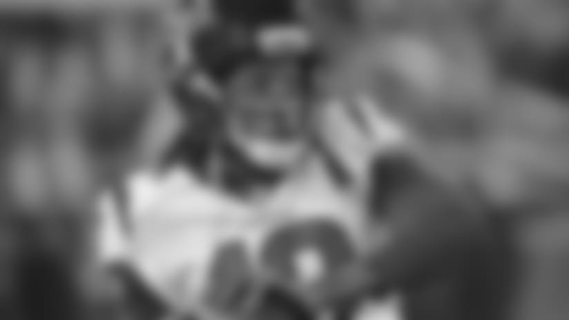 Breakfast: DeAndre Hopkins hosts fan workout