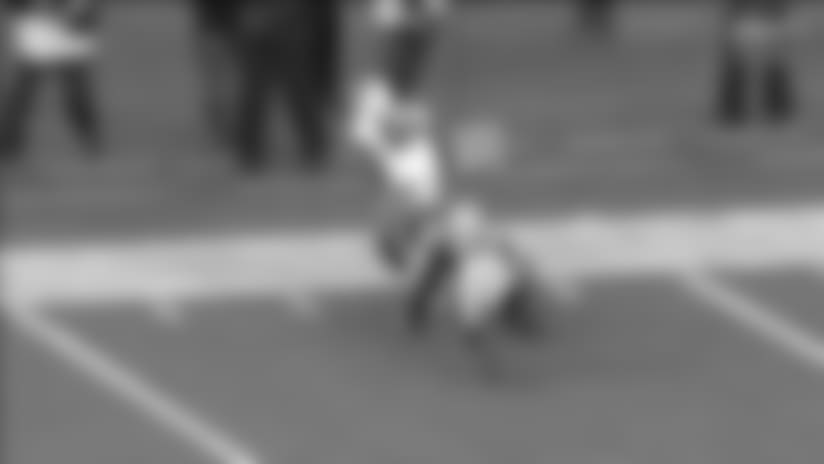 Corey Davis Makes Toe-Drag Catch for 17 Yards