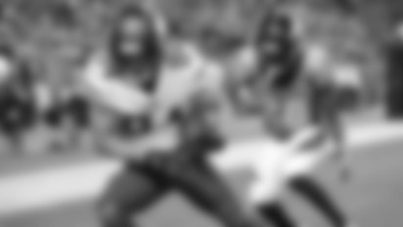 Sloter Connects With Beebe For The Touchdown