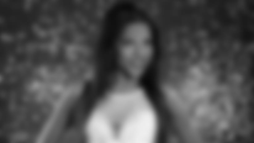 2017 Cheerleader Bio - Saral