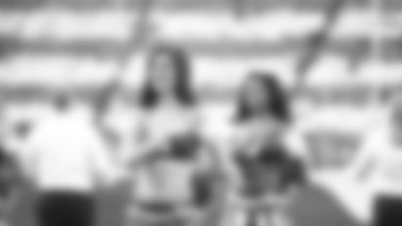 Cheerleader Photos - Qisa