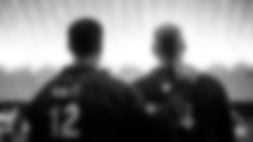 NFL, Vikings Alumni Compete Against Wounded Warriors