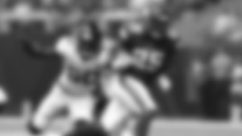 Murray Hurdles On Long Run, Fumbles, But Vikings Recover