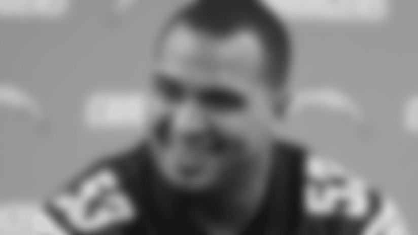 Why Mike Pouncey was a "Tremendous Get" According to Ken Whisenhunt