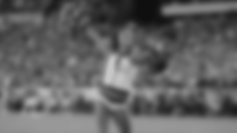 Eagles Cheerleaders: "Good Time Good Life"