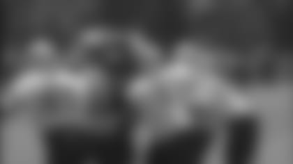 pt_jul6_offensive_tackle--nfl_large_580_1000.jpg