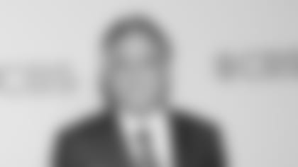 ap_cbs_leslie_moonves.jpg