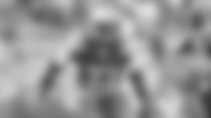 jamaal_adams_ap_17283250901890.jpg.crdownload.jpg