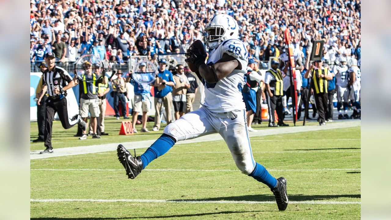 Coach Robert Mathis whipping Indianapolis Colts pass rush in to shape