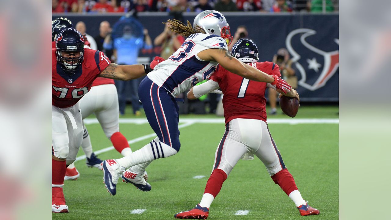 Patriots Clinch Playoff Spot With 27-6 Win Over Texans