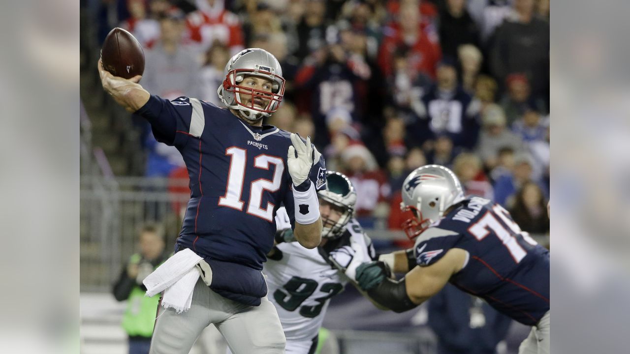 Patriots at Eagles final score: Quarterbacks shine in New England's 35-0  win - Pats Pulpit