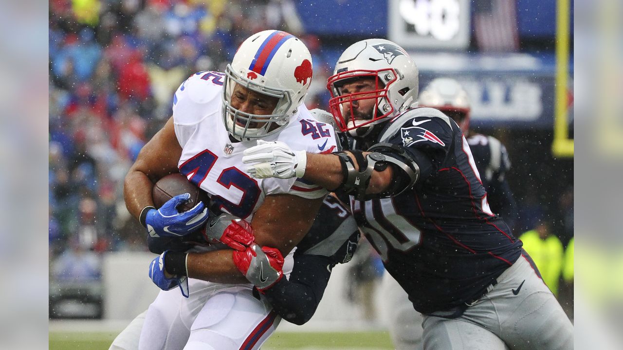 Patriots LB Rob Ninkovich Announces His Retirement