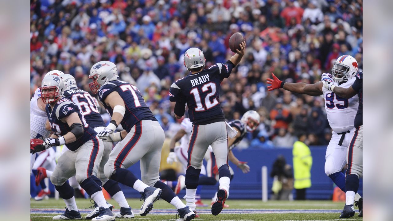 Patriots don't even need Tom Brady to throw a touchdown as defense baffles  bumbling Bills – New York Daily News