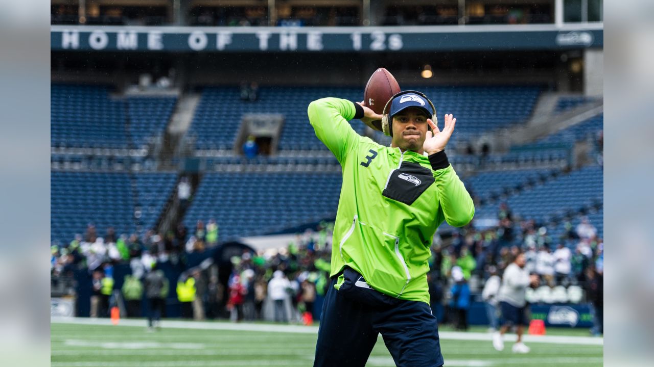 Seahawks quarterback Russell Wilson takes his early pregame throws more than two hours before kickoff at CenturyLink Field.