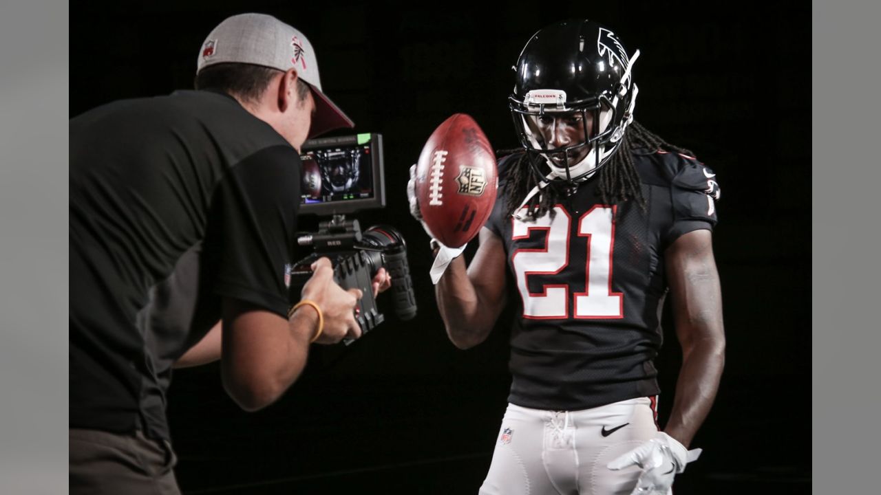 Falcons Throwback Jersey Shoot