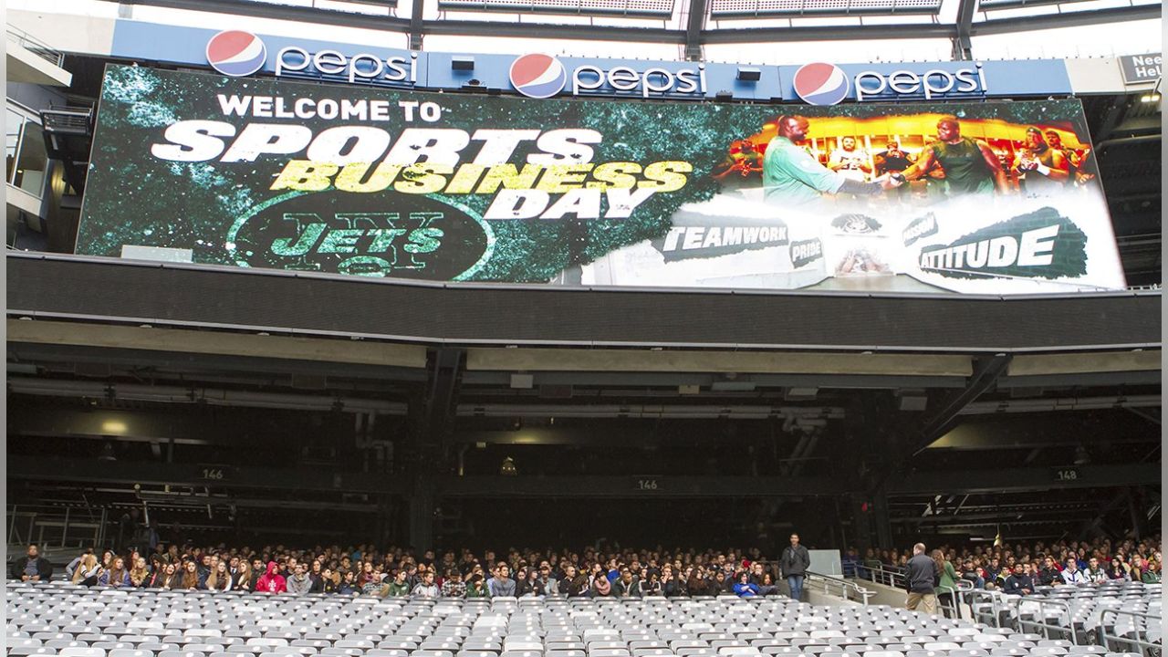 Trinity Hall's Business-Entrepreneurship Club Travels to MetLife Stadium  for New York Jets Sports Business Day