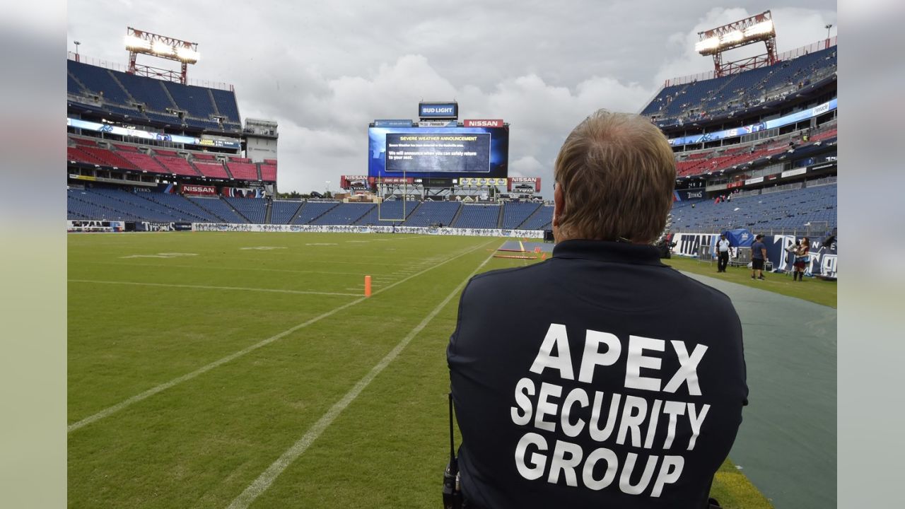 Photos Panthers At Titans